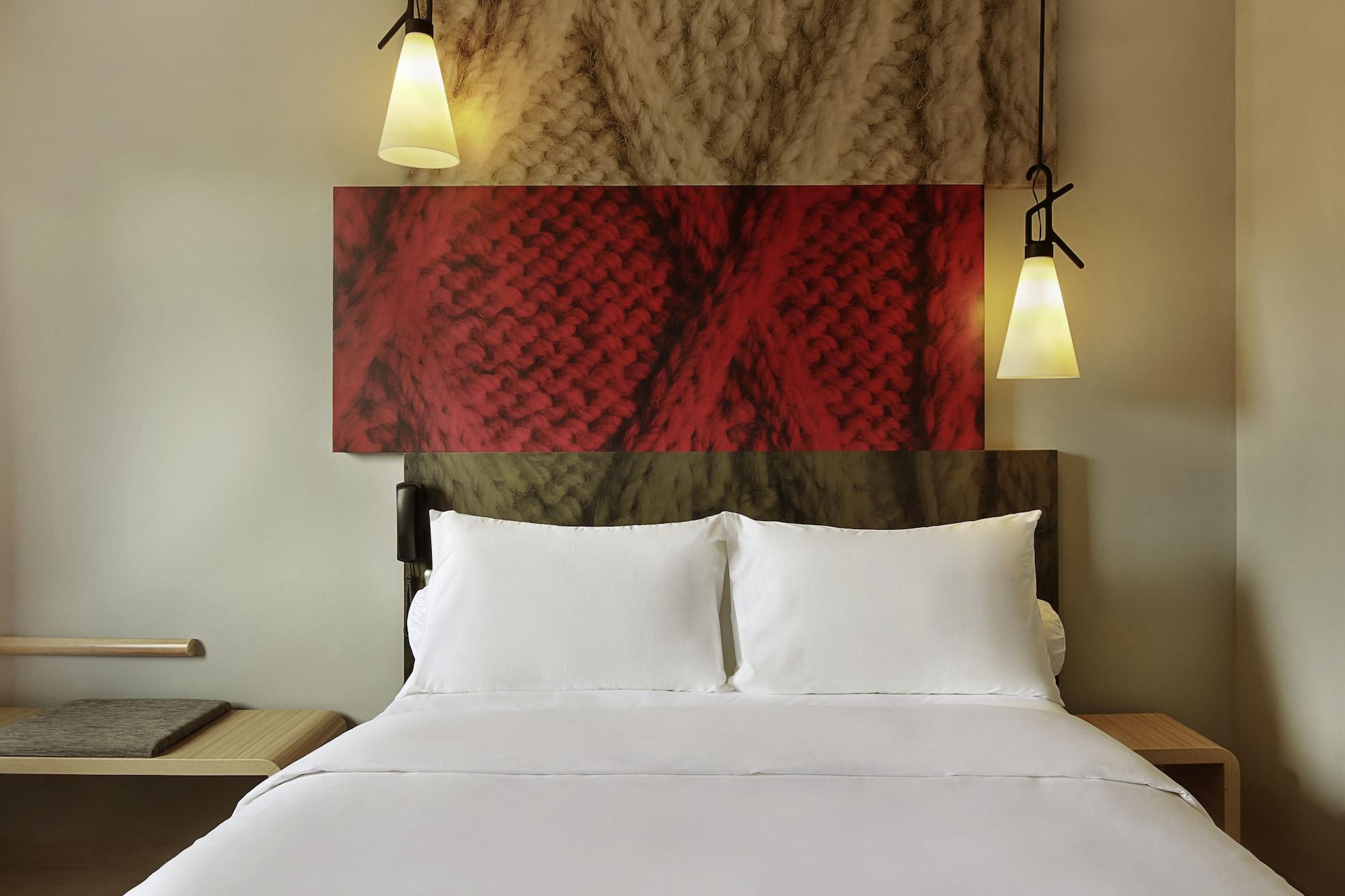 Hotel Ibis Coimbra Centro Bagian luar foto