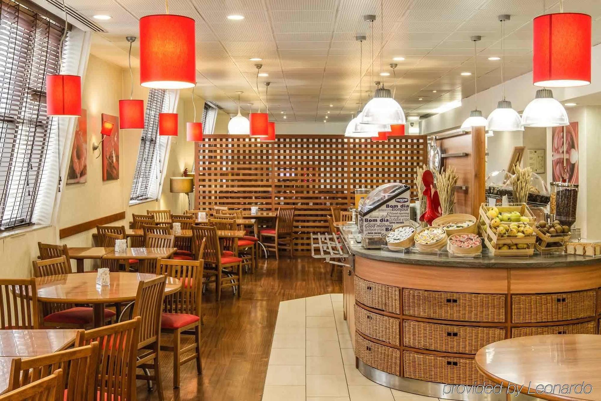 Hotel Ibis Coimbra Centro Bagian luar foto