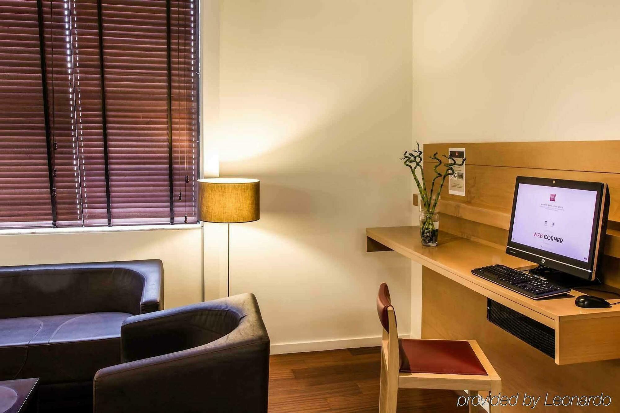 Hotel Ibis Coimbra Centro Bagian luar foto